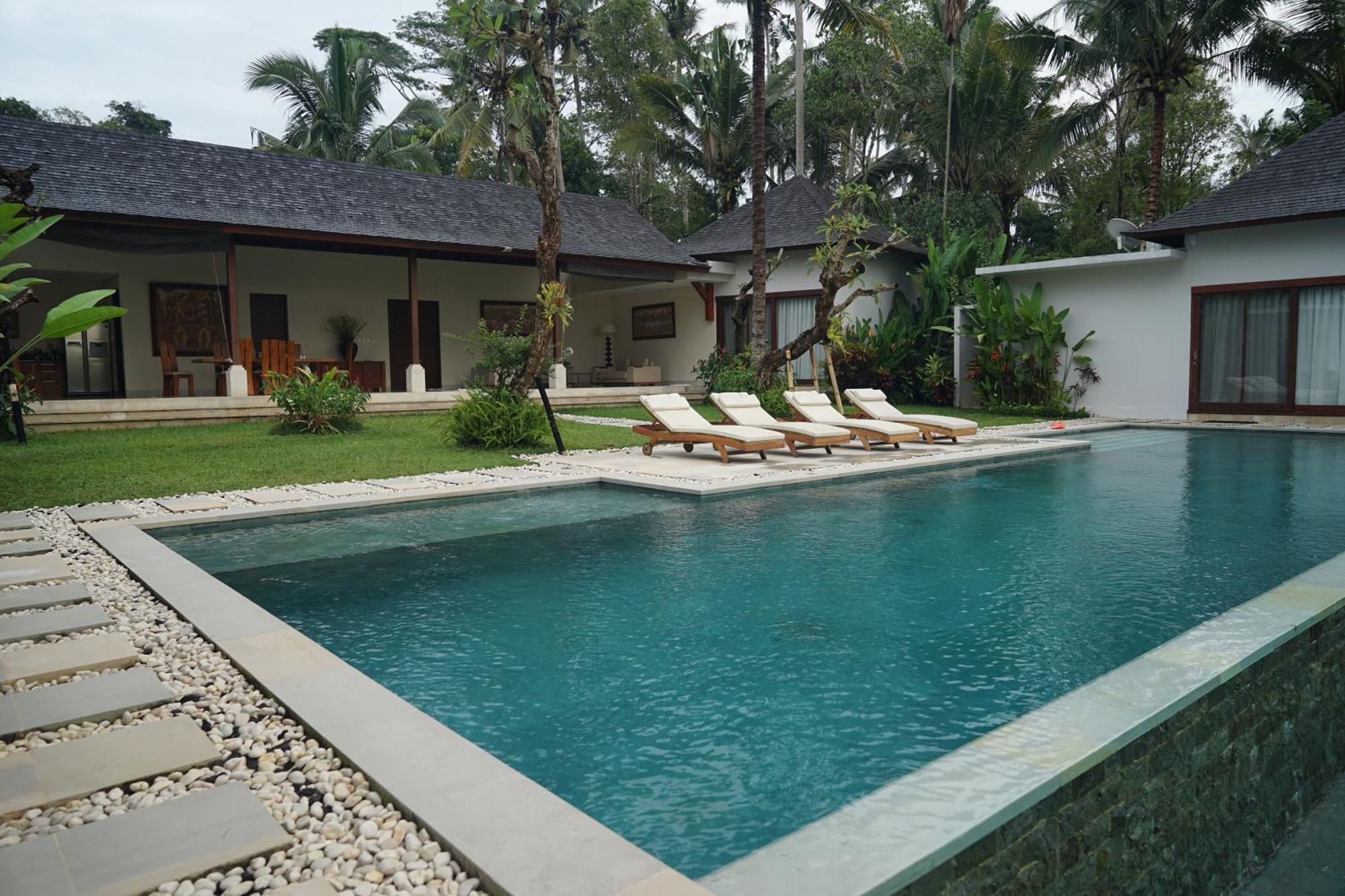 Santun Luxury Private Villas Ουμπούντ Δωμάτιο φωτογραφία